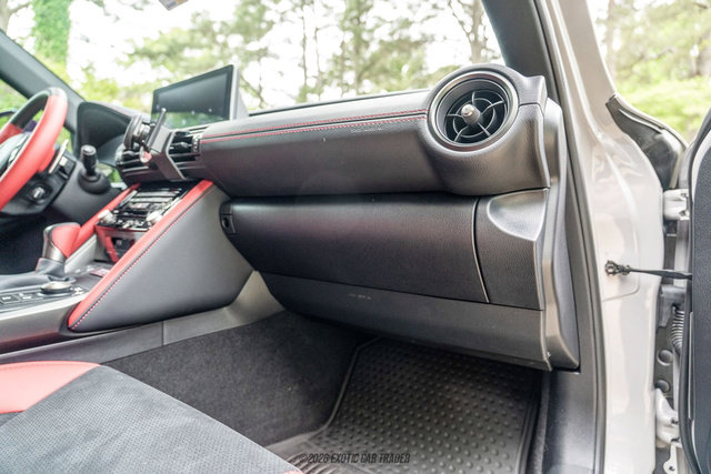 Used 2025 Lexus IS 500 w/ F-Sport Performance RWD image 56