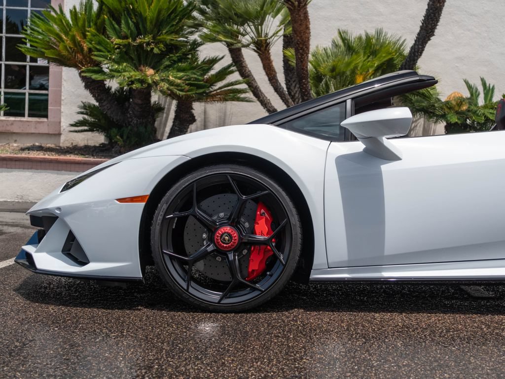Used 2024 Lamborghini Huracan EVO AWD/4WD image 22
