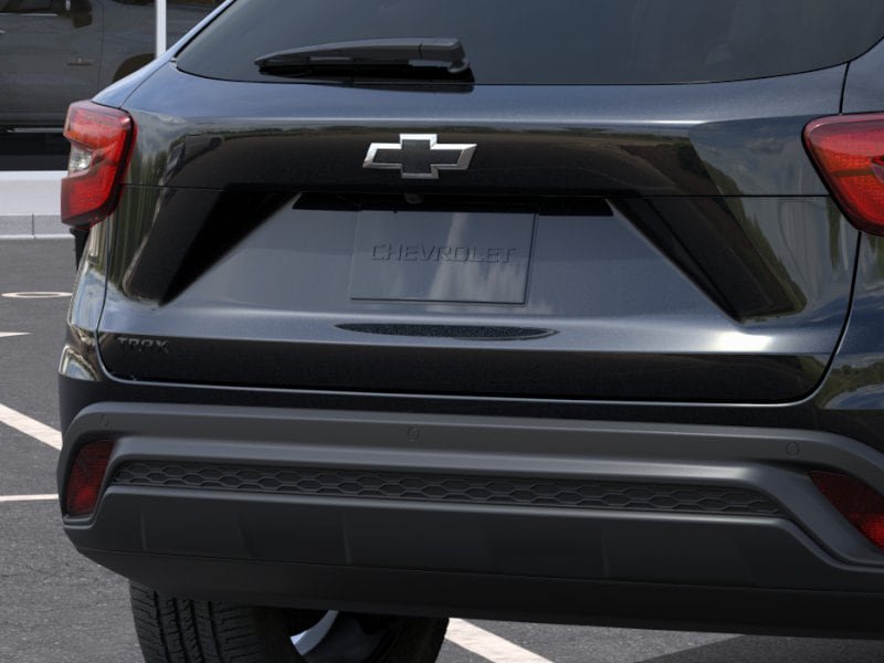 New 2026 Chevrolet Trax LS w/ LS Convenience Package FWD image 14