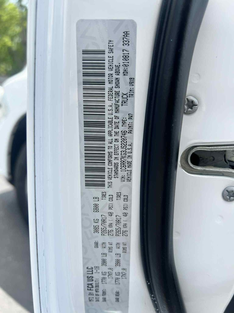 Used 2018 RAM 1500 Express image 19