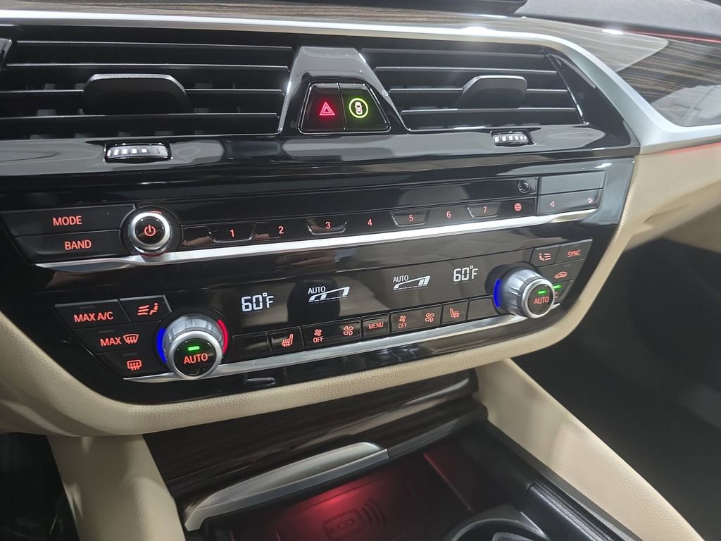 Certified 2023 BMW 530i w/ Premium Package RWD image 19
