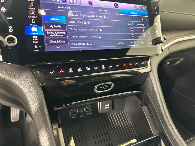 New 2027 Jeep Grand Cherokee Limited AWD/4WD image 14