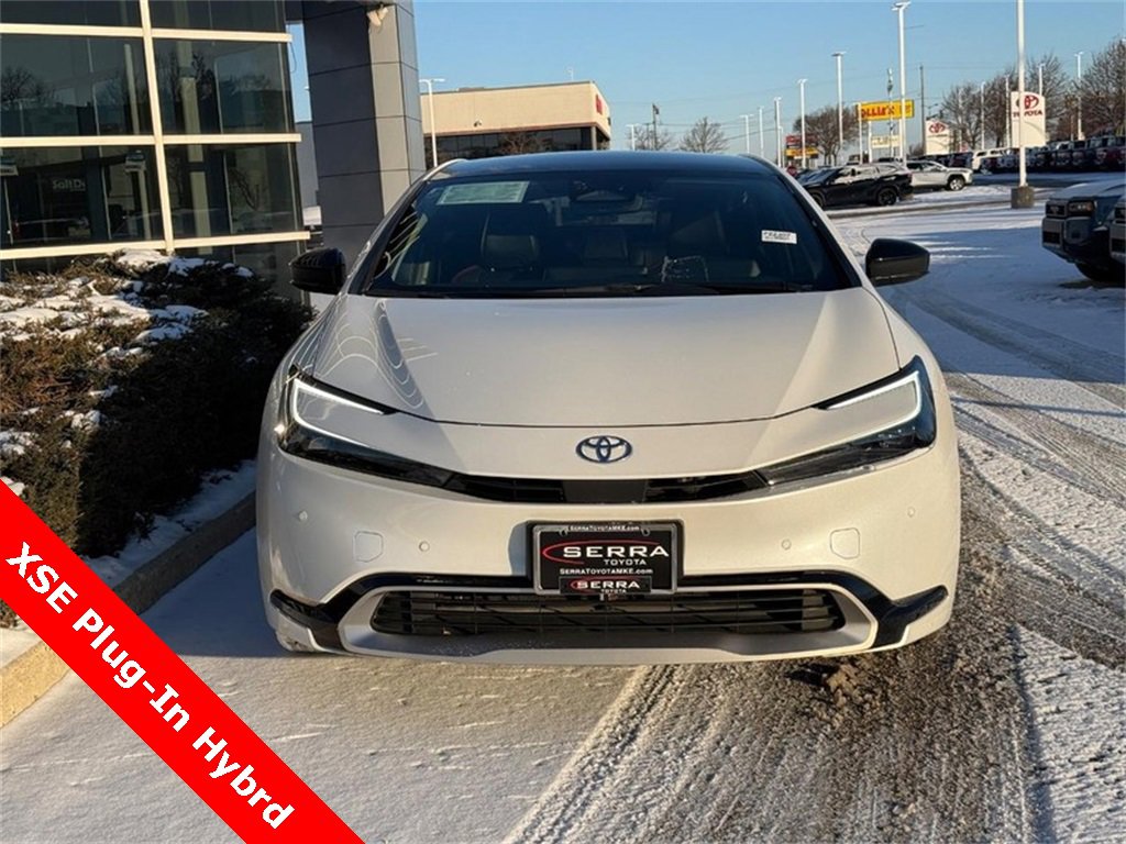 Used 2024 Toyota Prius Prime image 8