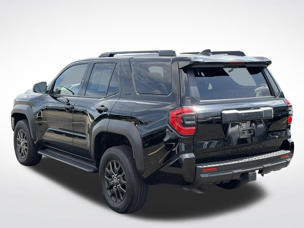 Used 2025 Toyota 4Runner SR5 AWD/4WD image 6