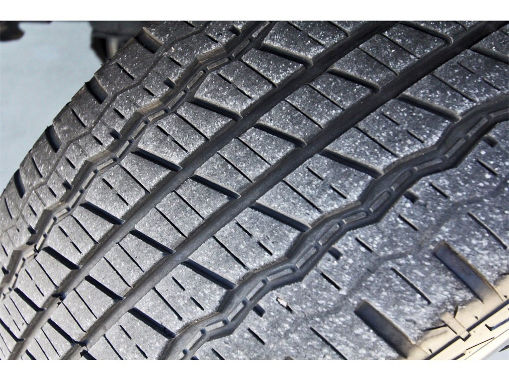 Used 2023 Jeep Wagoneer L 2WD w/ Premium Group I image 34