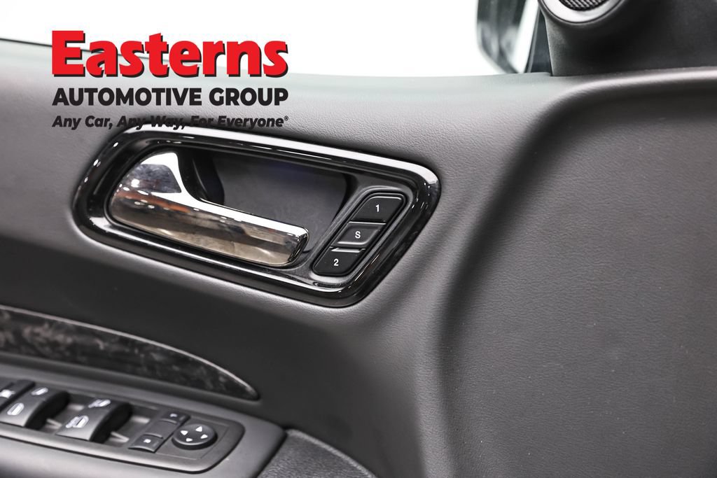 Used 2025 Dodge Durango R/T AWD/4WD image 22