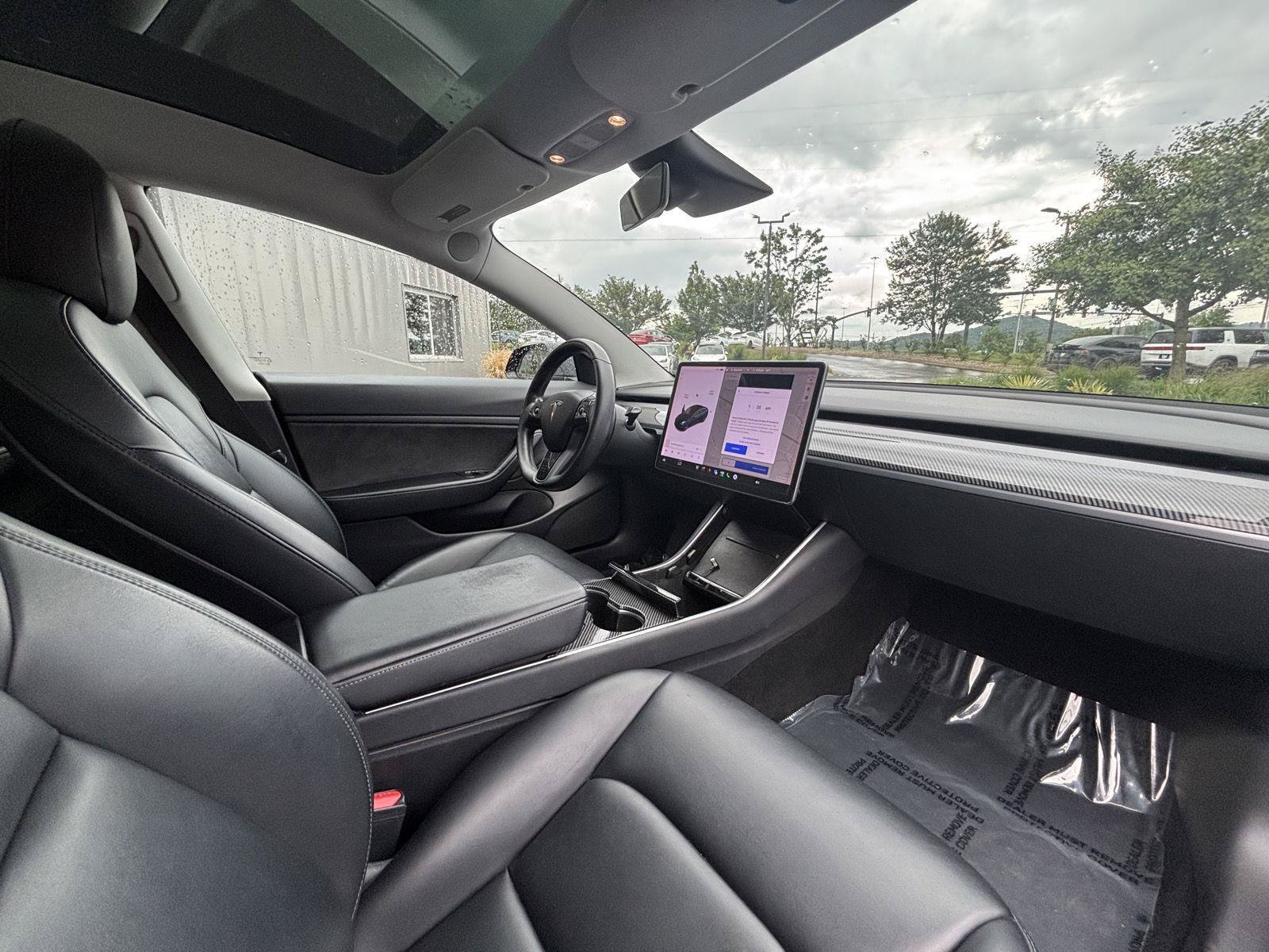 Used 2019 Tesla Model 3 Standard Range Plus RWD image 17