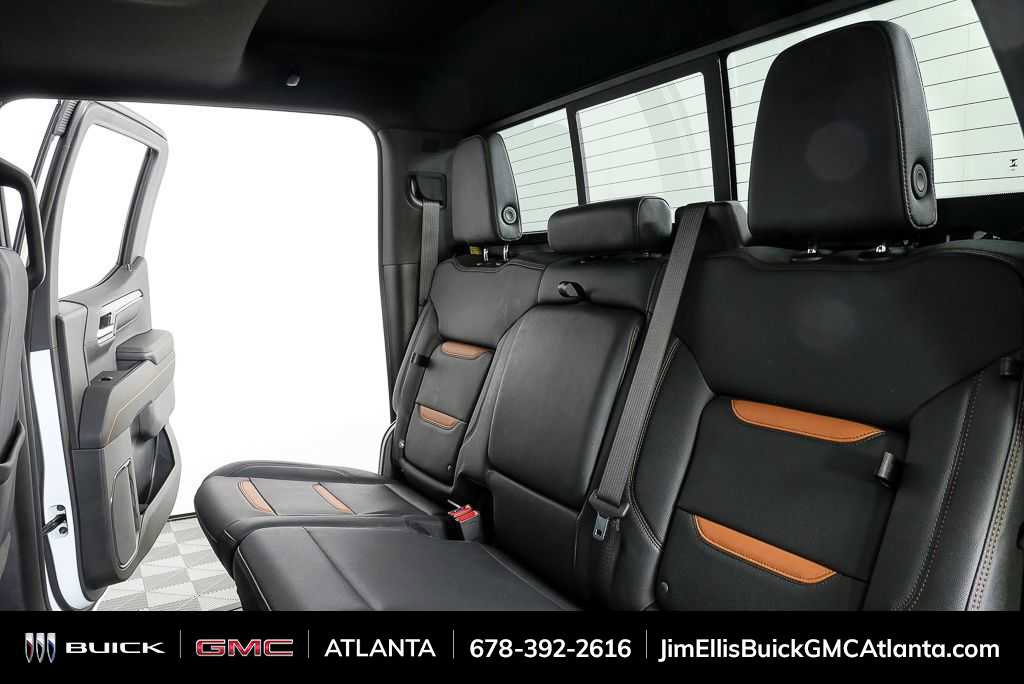 Used 2024 GMC Sierra 1500 AT4 w/ Technology Package image 22