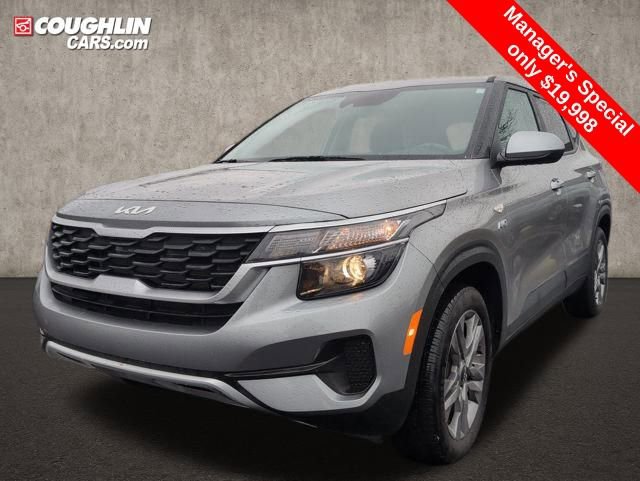 Used 2023 Kia Seltos LX image 3