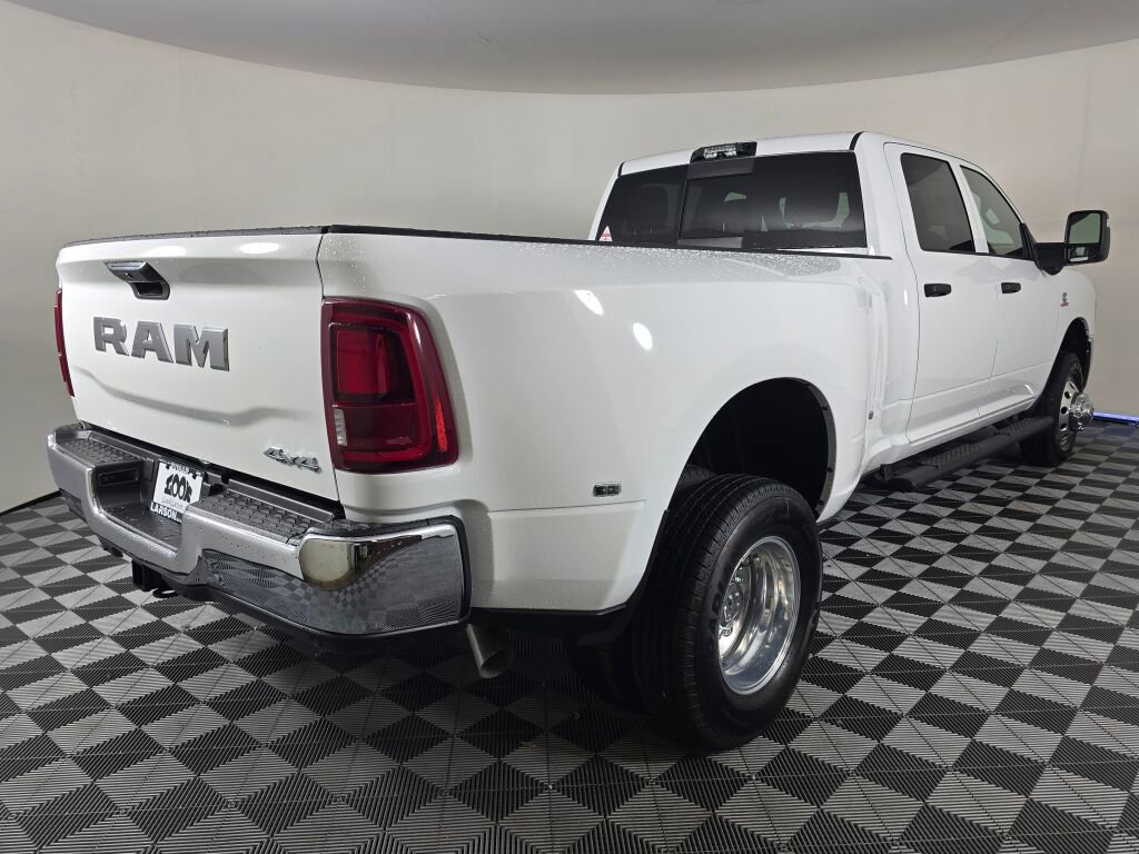 New 2026 RAM 3500 Tradesman image 4