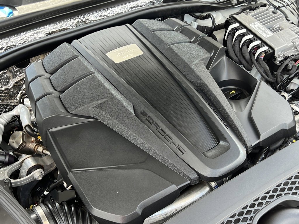 Used 2022 Porsche Macan GTS w/ Premium Package Plus image 35