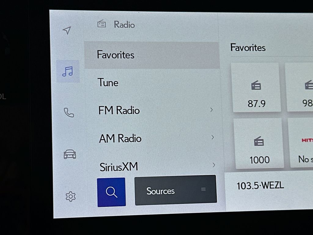 Used 2023 Lexus UX 250h FWD w/ Accessory Package (Z1) image 28