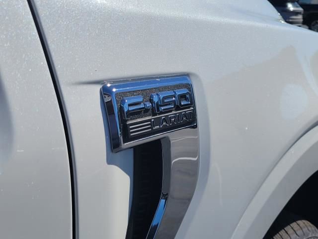 New 2025 Ford F150 Lariat w/ Equipment Group 502A High image 11