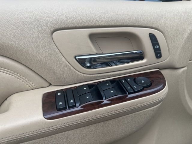 Used 2014 Cadillac Escalade Premium image 15