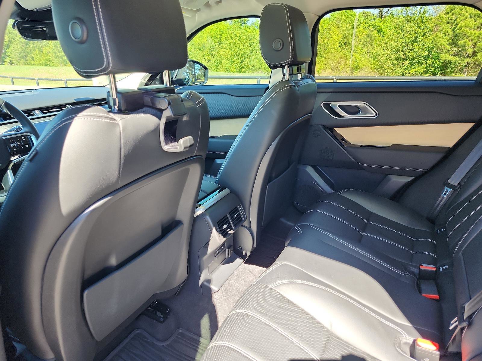 Used 2023 Land Rover Range Rover Velar R-Dynamic S image 12