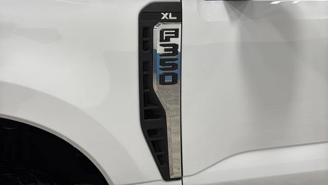 Used 2025 Ford F350 XL w/ XL Off-Road Package AWD/4WD image 37