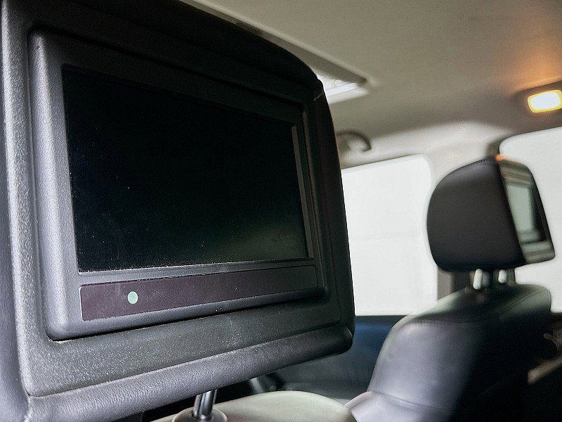 Used 2015 INFINITI QX80 4WD w/ Theater Package image 26