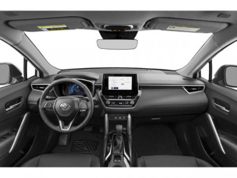 Used 2023 Toyota Corolla Cross XLE image 8