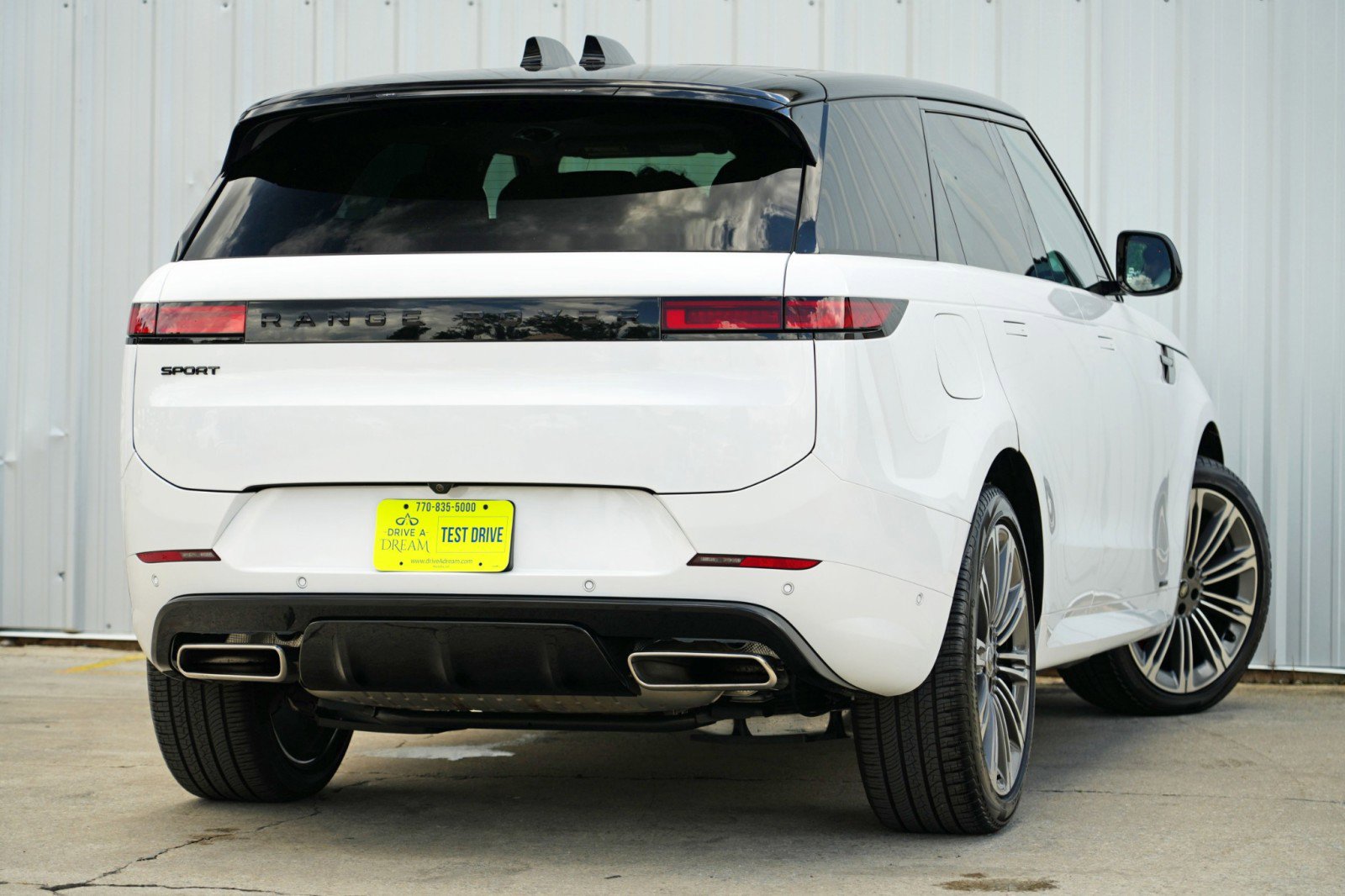 Used 2024 Land Rover Range Rover Sport Autobiography image 5