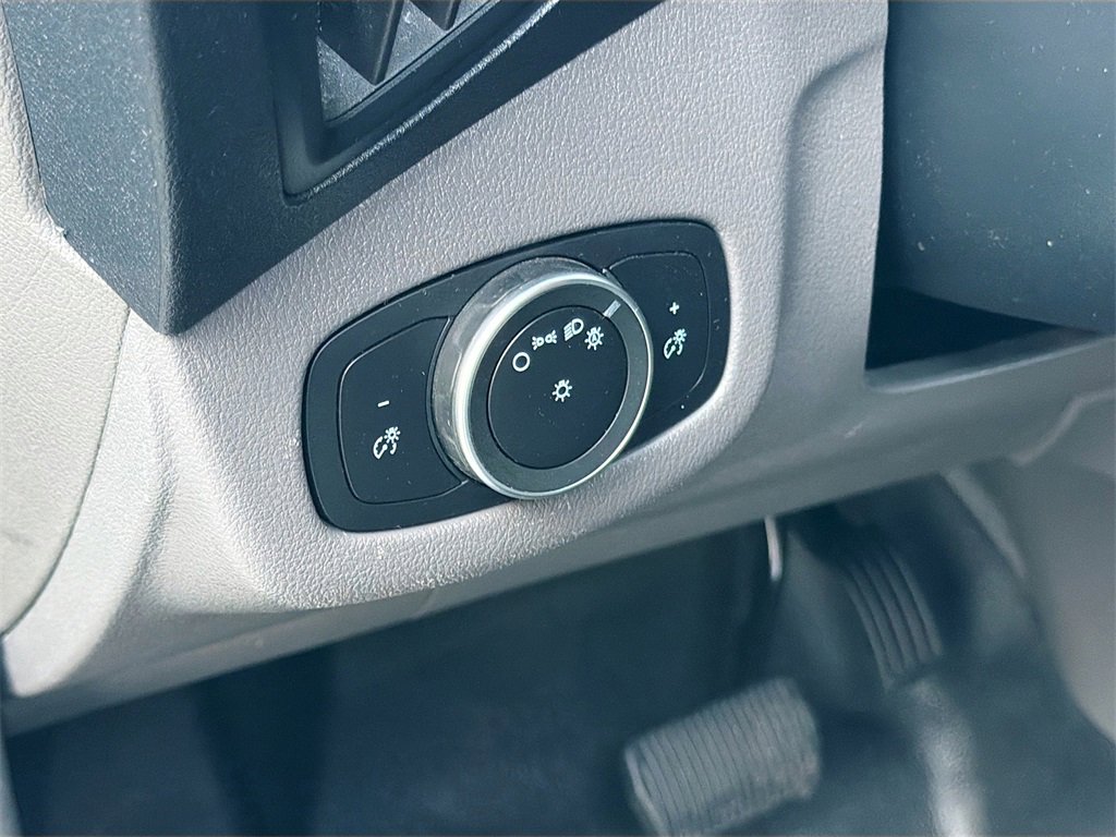 Used 2023 Ford Transit Connect XL image 10