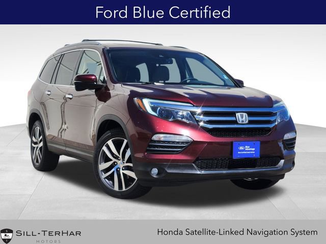 Used 2017 Honda Pilot Touring image 1