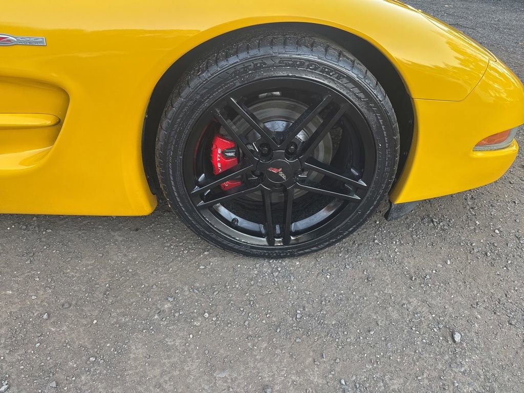 Used 2003 Chevrolet Corvette Z06 w/ Memory Package, 3 Drivers image 29