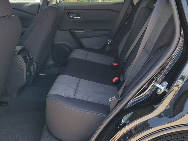 New 2026 Nissan Rogue SV w/ Cold Weather Package AWD/4WD image 7
