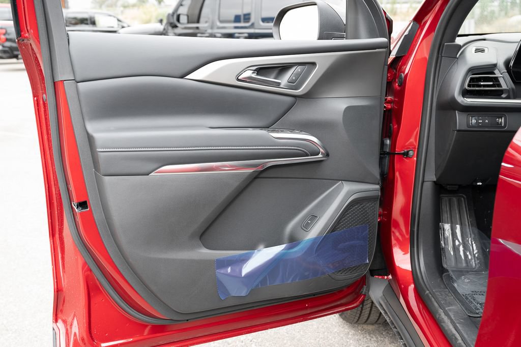 New 2026 Chevrolet Traverse LT FWD image 16