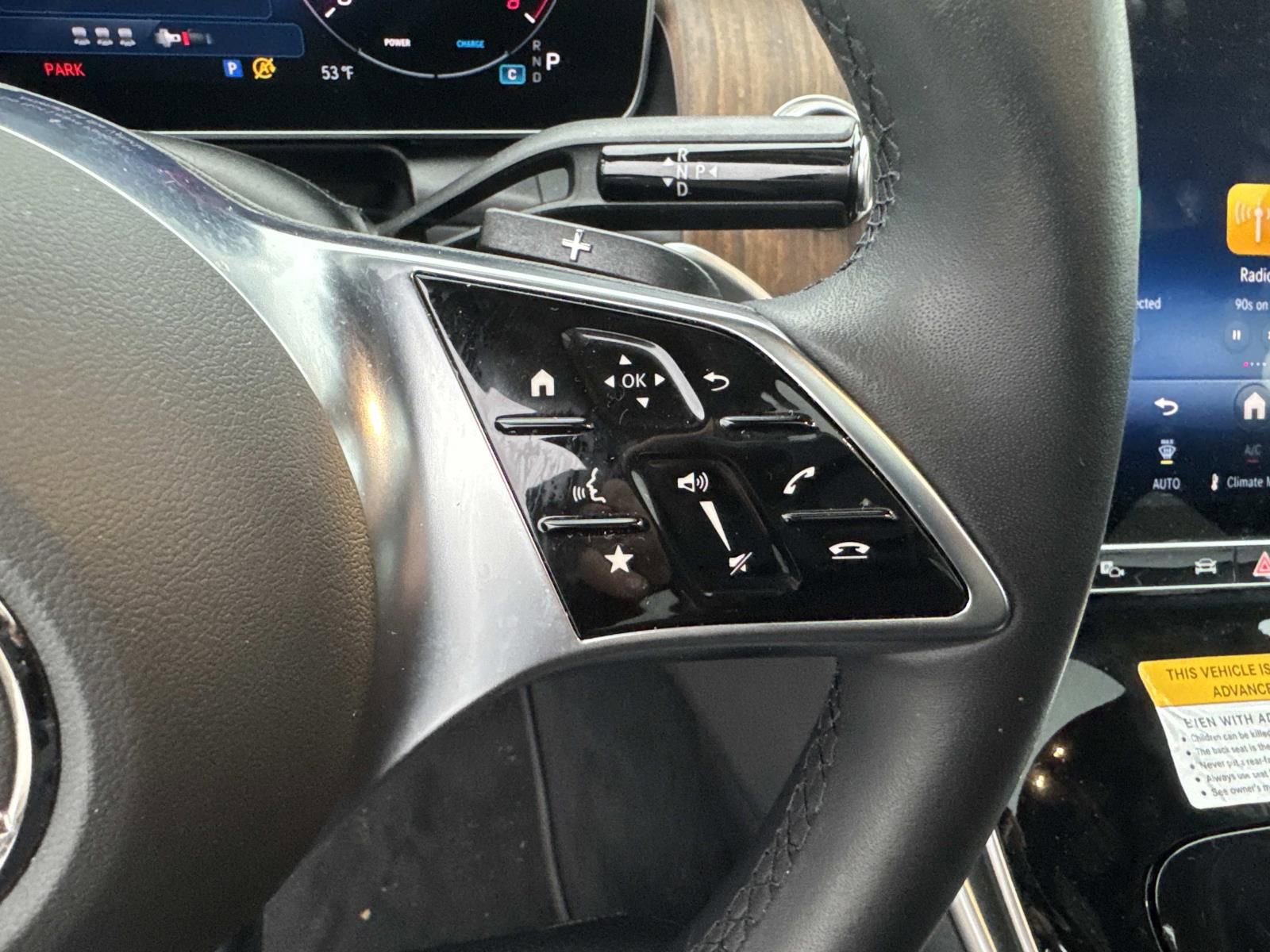 Used 2025 Mercedes-Benz GLC 300 4MATIC image 24