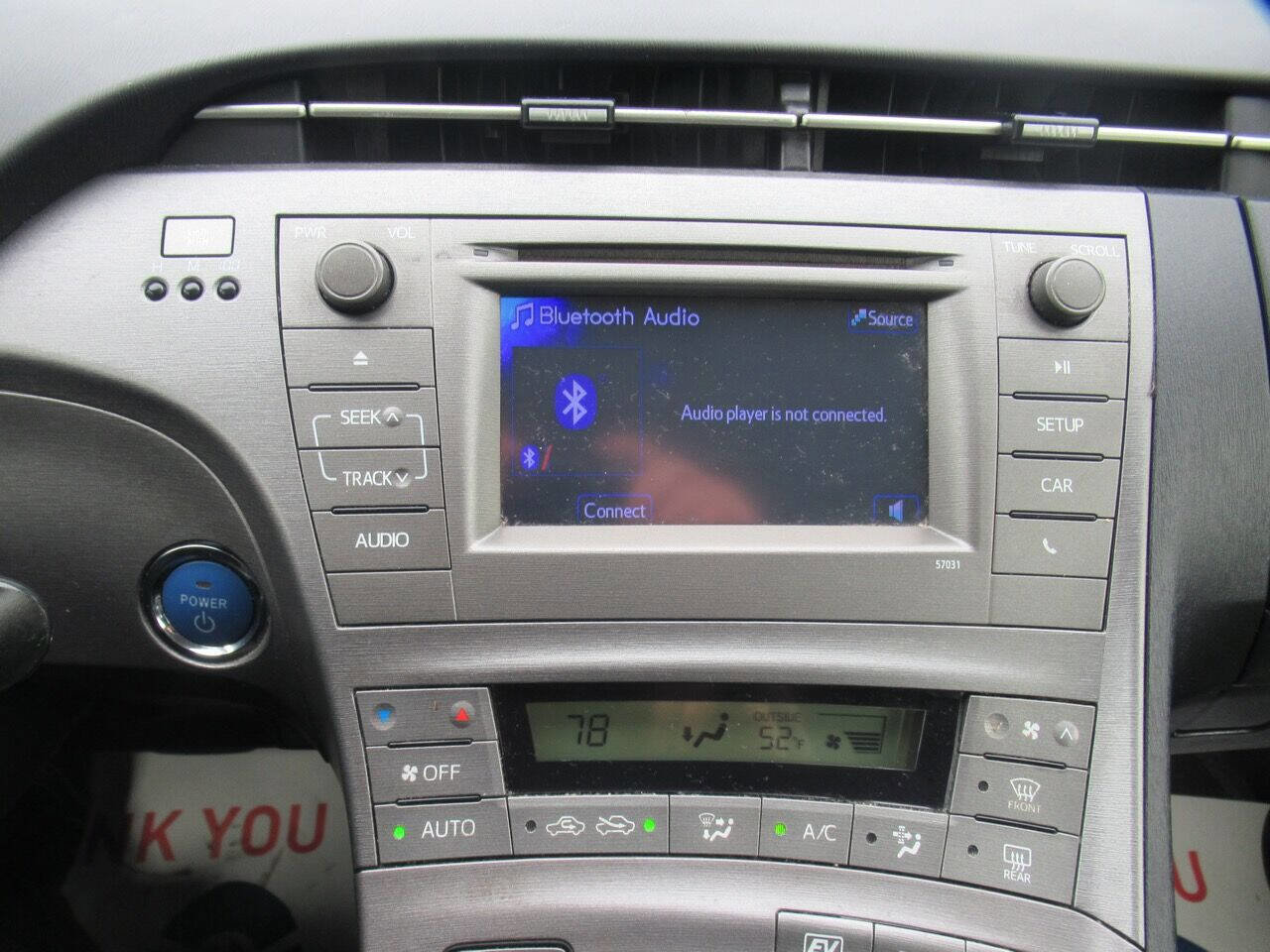 Used 2014 Toyota Prius Two image 17