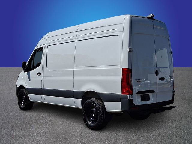 Used 2024 Mercedes-Benz Sprinter 2500 image 6
