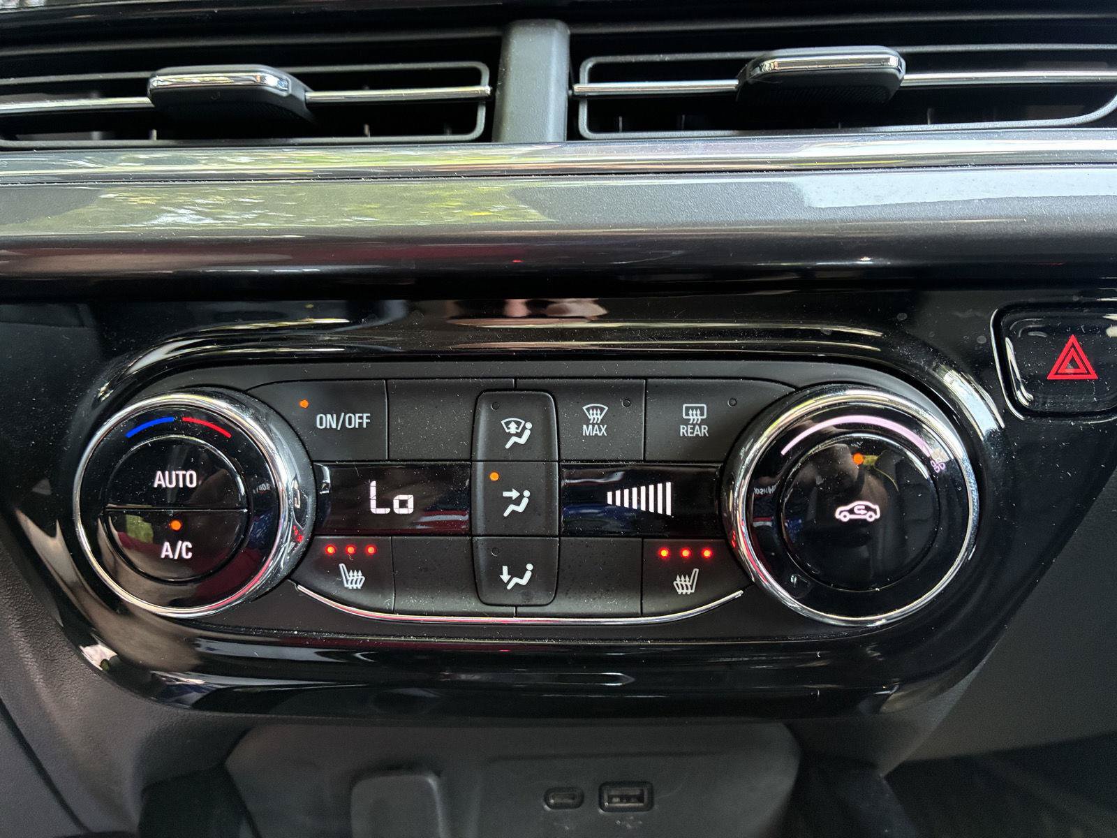 Used 2025 Chevrolet Trax ACTIV w/ Sunroof Package FWD image 27
