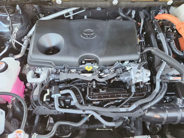 Certified 2024 Toyota Venza LE image 26