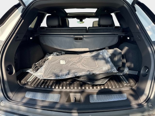 New 2026 Cadillac XT5 Premium Luxury w/ Driver Assist Package AWD/4WD image 5