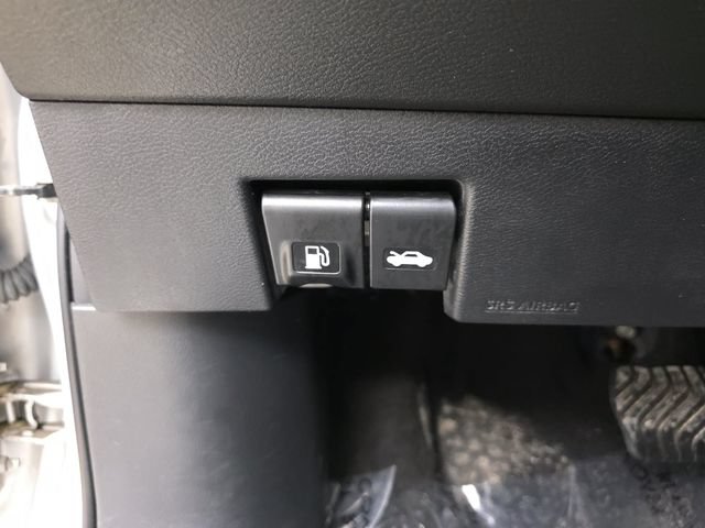 Used 2023 Nissan Versa S w/ S Plus Package FWD image 34