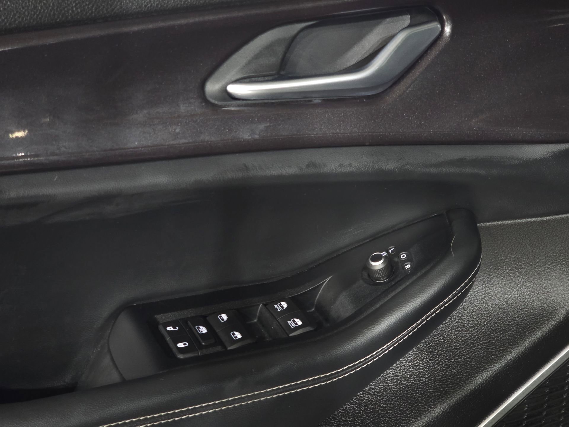 Used 2022 Jeep Grand Cherokee Altitude image 17