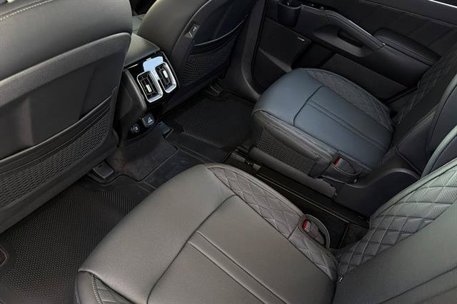 New 2026 Kia Sorento SX Prestige AWD/4WD image 13