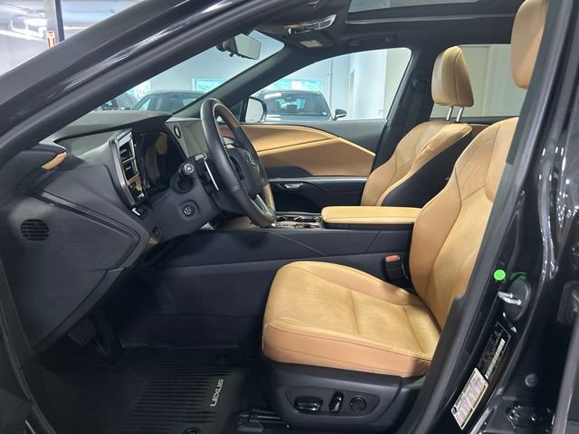 Used 2025 Lexus RX 350 w/ Convenience Package AWD/4WD image 15