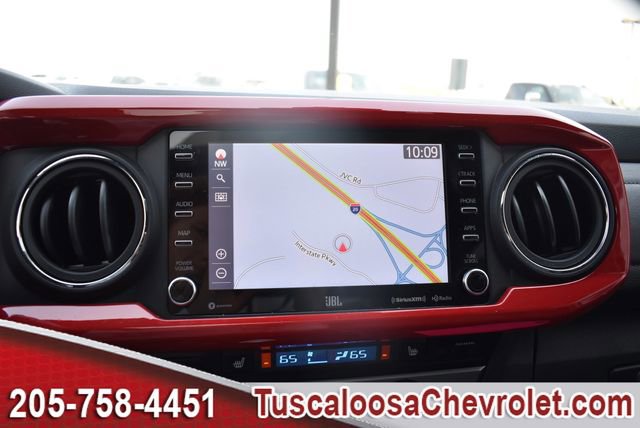 Used 2022 Toyota Tacoma Limited image 37