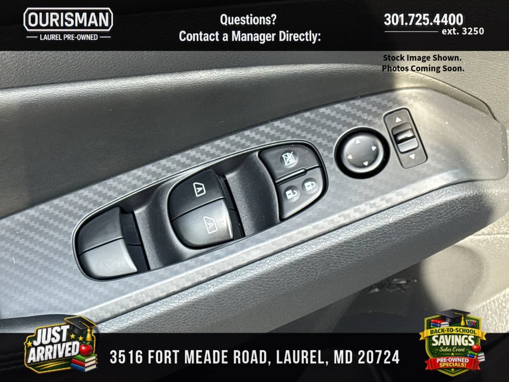 Used 2025 Nissan Altima 2.5 SV FWD image 8