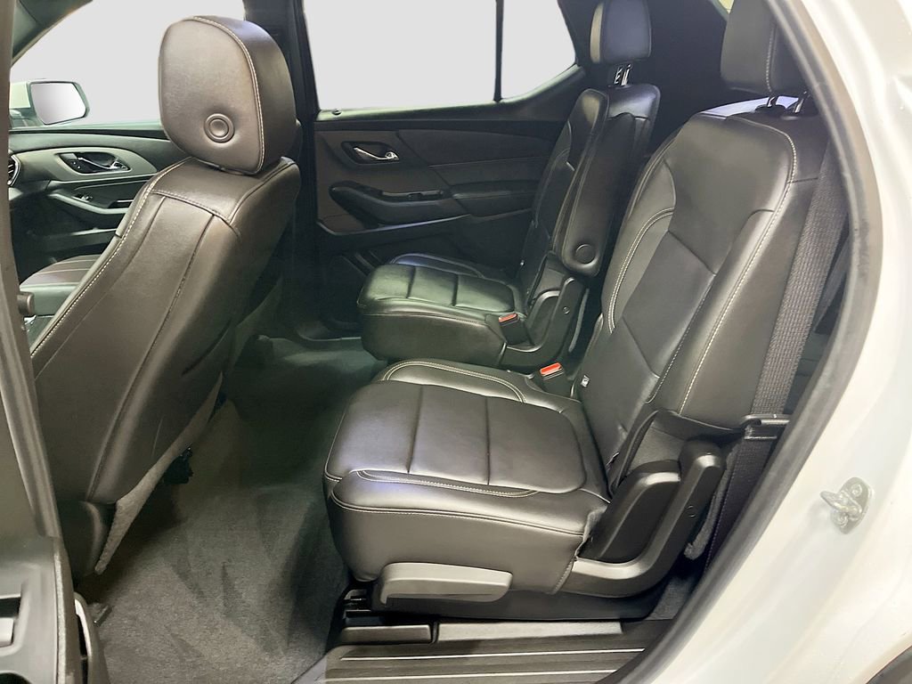 Used 2023 Chevrolet Traverse LT w/ LT Premium Package image 26