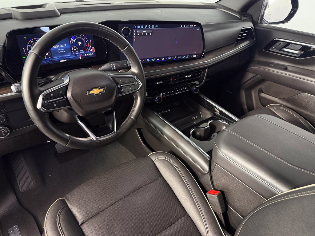 Used 2025 Chevrolet Tahoe Premier RWD image 12