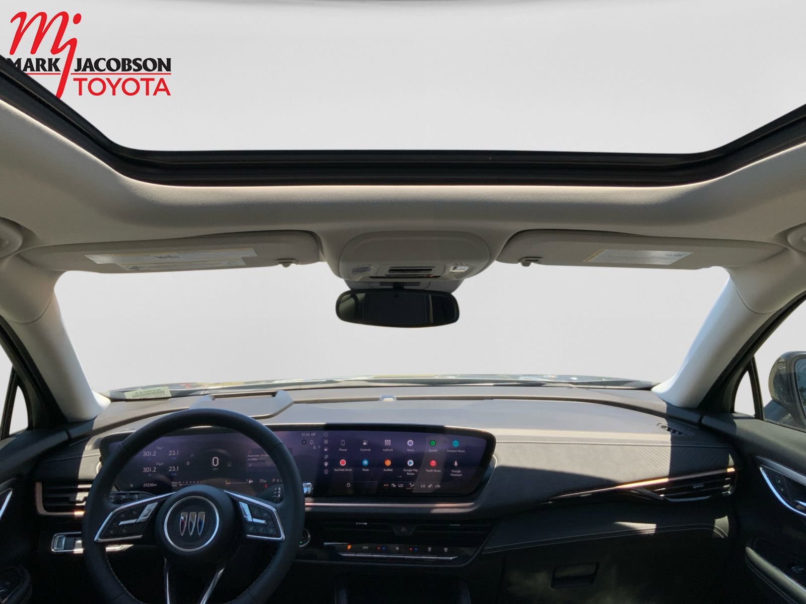 Used 2025 Buick Envision Sport Touring AWD/4WD image 17
