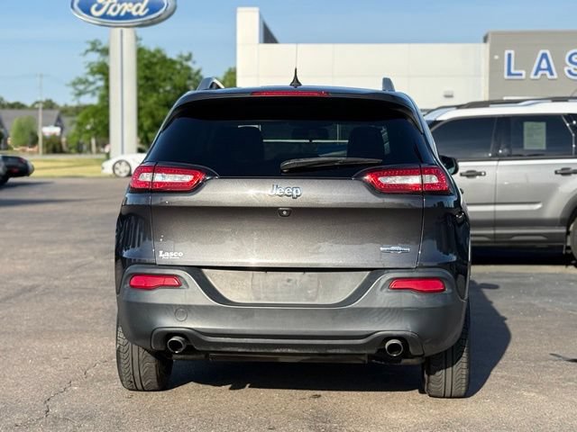 Used 2014 Jeep Cherokee Latitude w/ Cold Weather Group FWD image 39