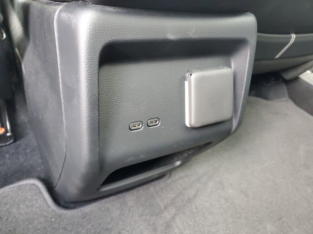 New 2026 Cadillac Optiq Luxury 1 image 20