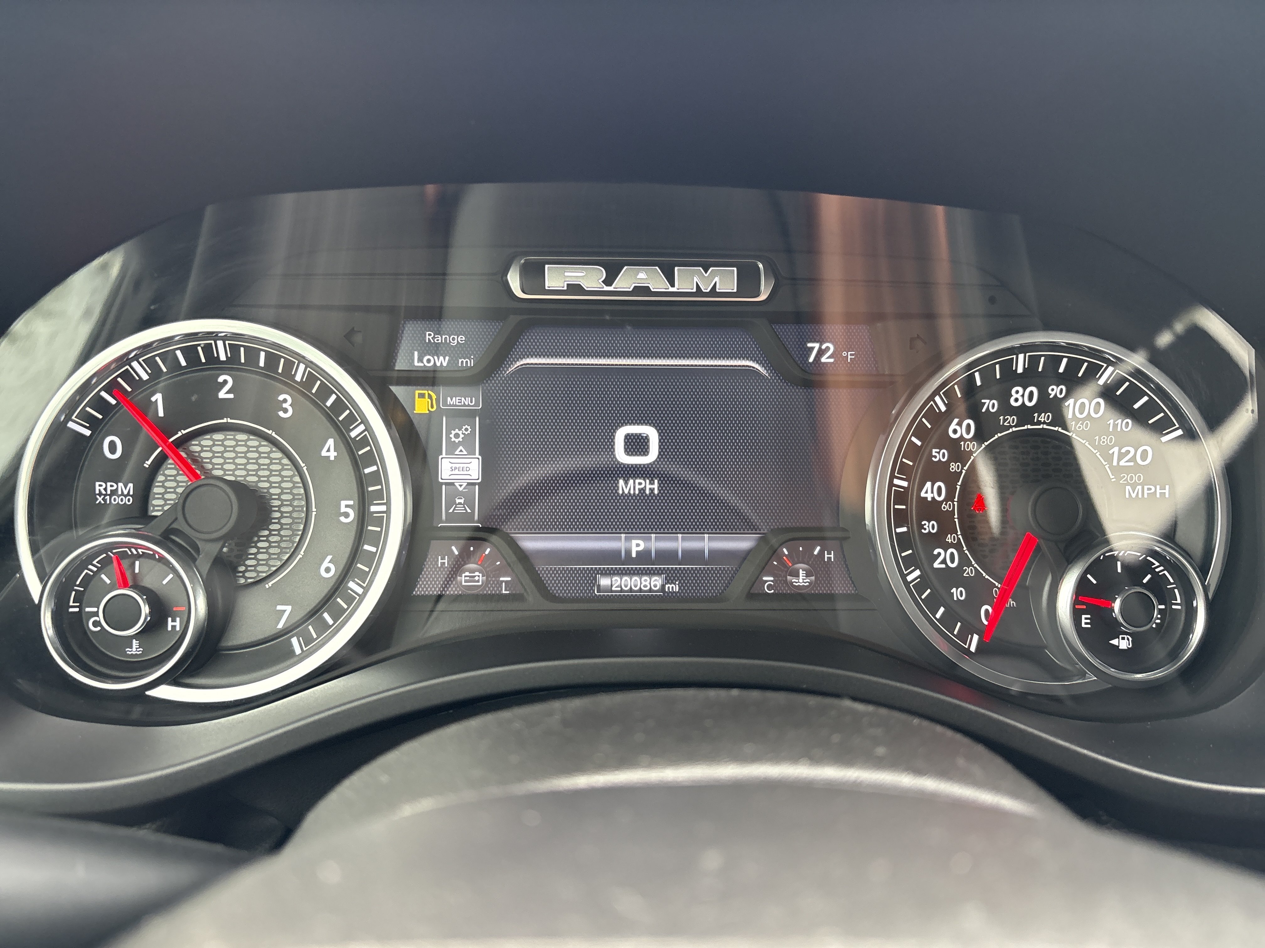 Used 2025 RAM 1500 Big Horn AWD/4WD image 24