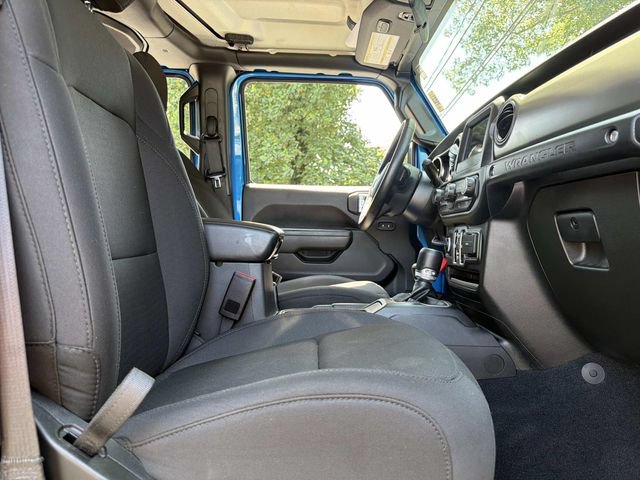Used 2022 Jeep Wrangler Unlimited Sport AWD/4WD image 14