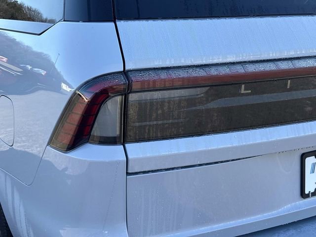 New 2026 Lincoln Navigator L Reserve w/ Jet Appearance Package image 11