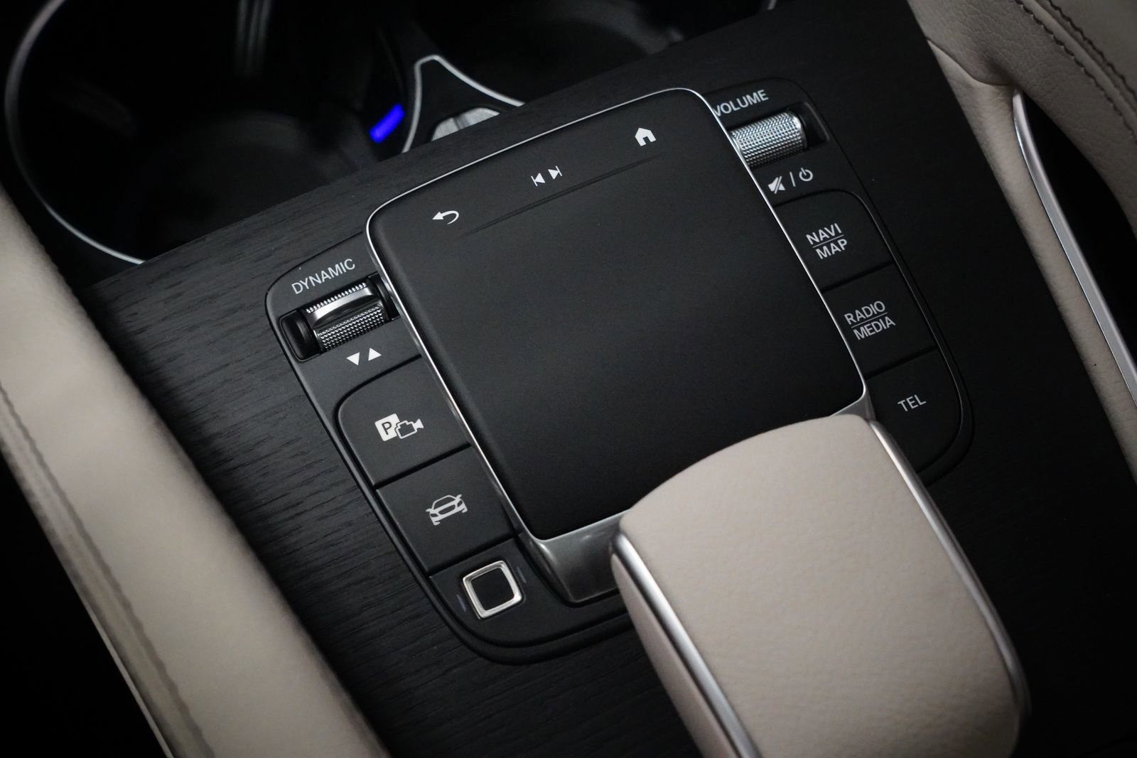 New 2026 Mercedes-Benz GLS 450 4MATIC image 30