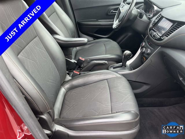 Used 2022 Chevrolet Trax LT w/ Driver Confidence Package AWD/4WD image 22